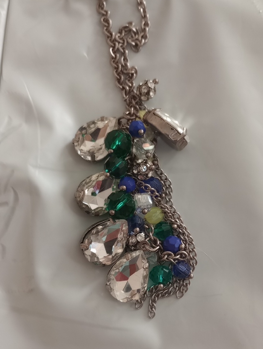 🧡$5 Bundle EXPRESS Elegant Green & Blue Crystal Drop Necklace